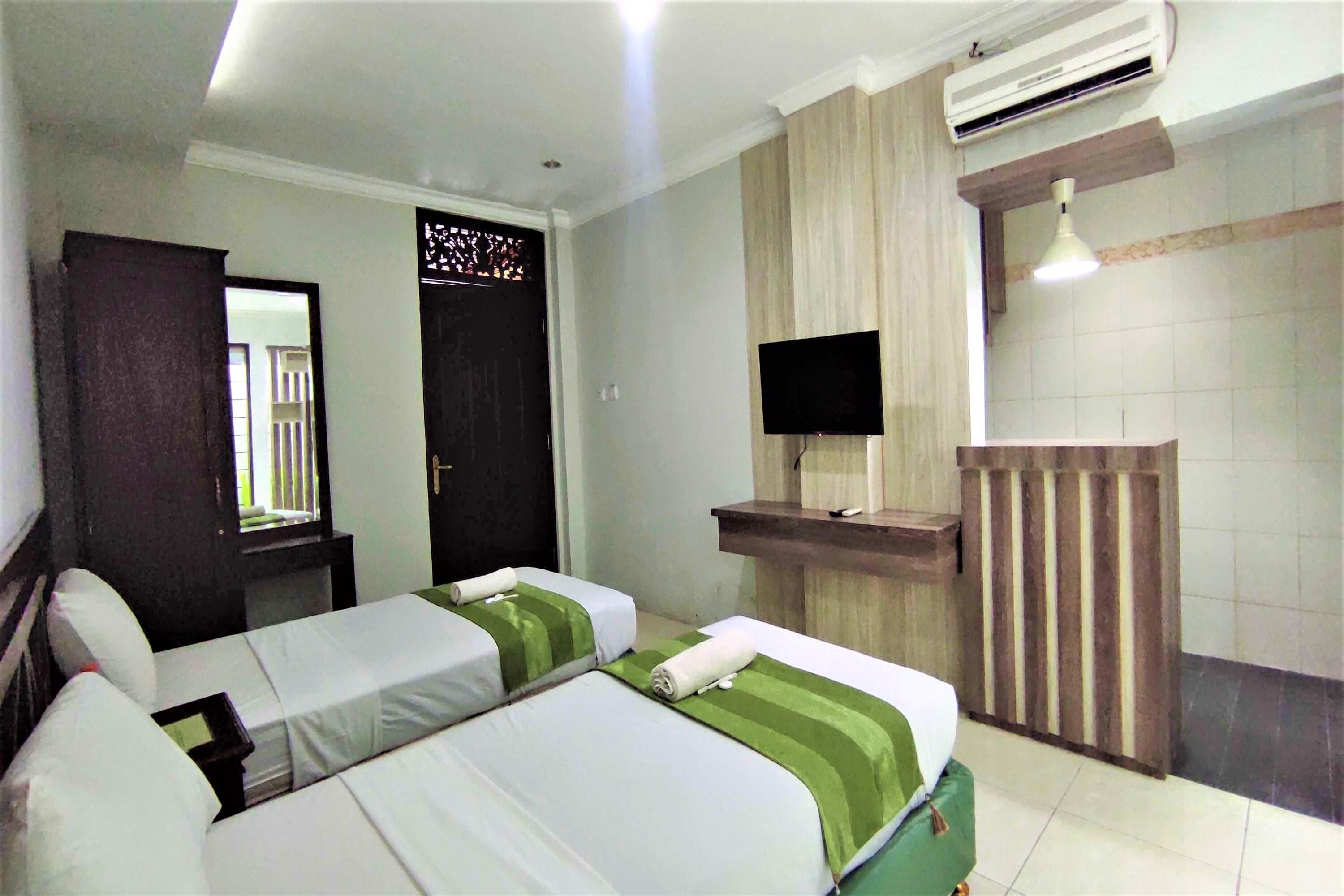 Klungkung Tower Hotel エクステリア 写真